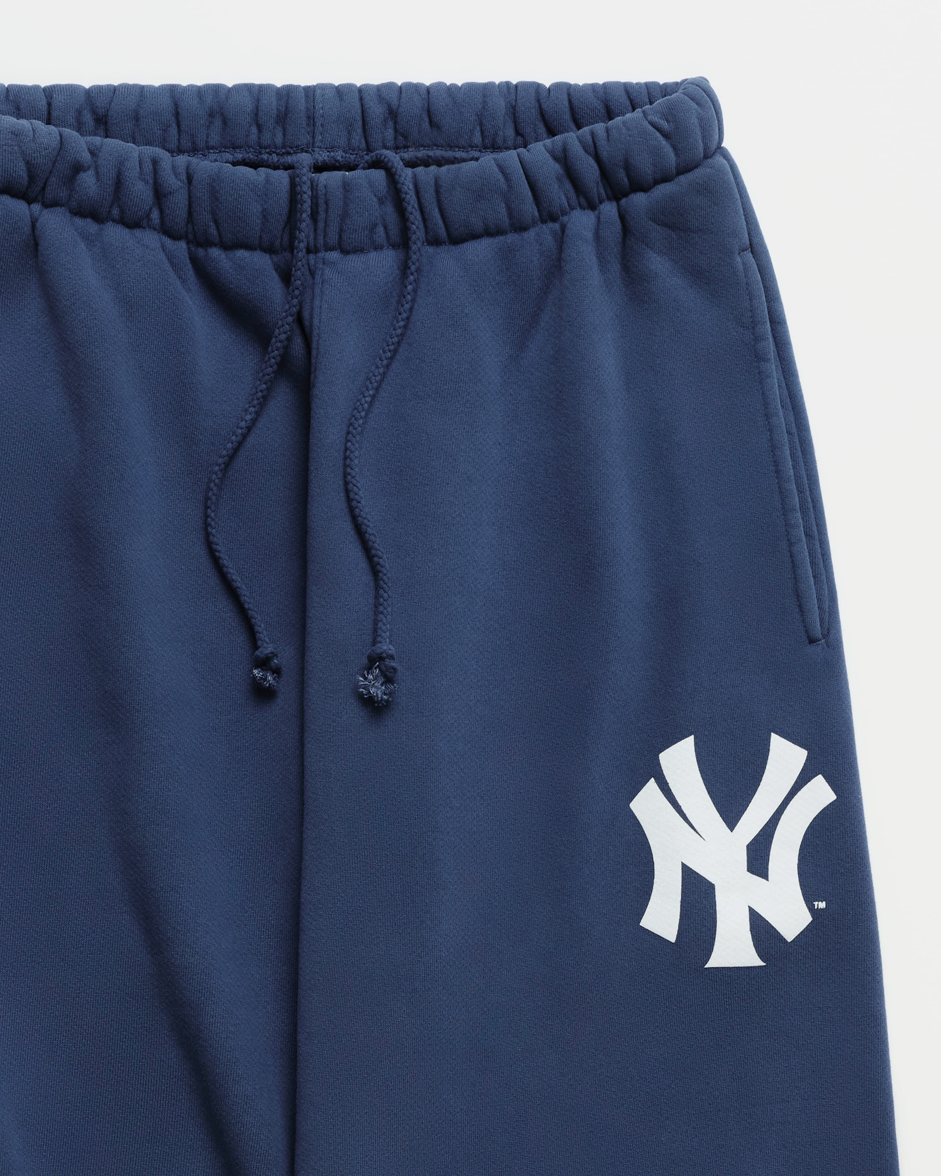 Yankees Fleece Straight Sweatpant - Image 2