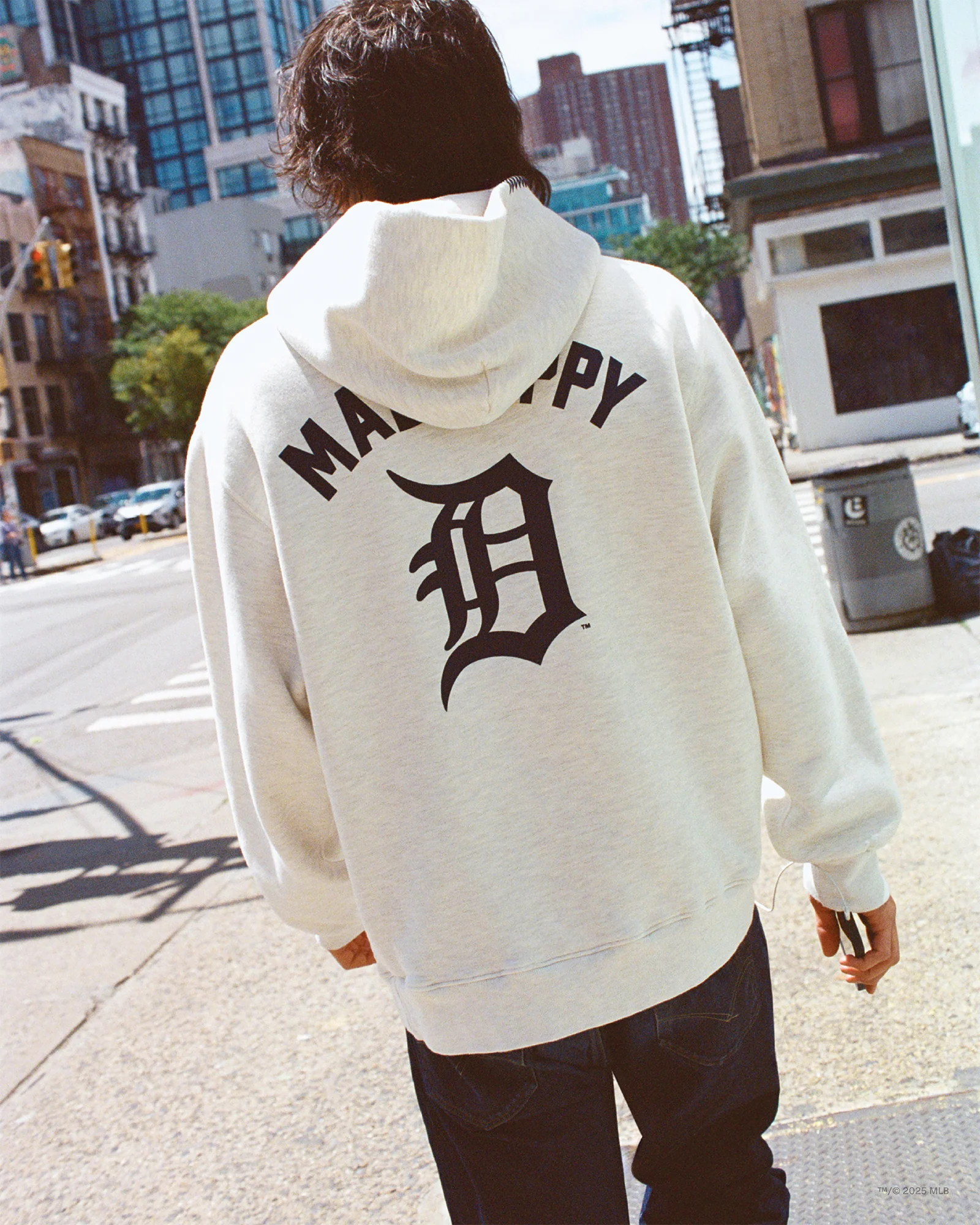 Tigers Printed Hoodie - Image 3