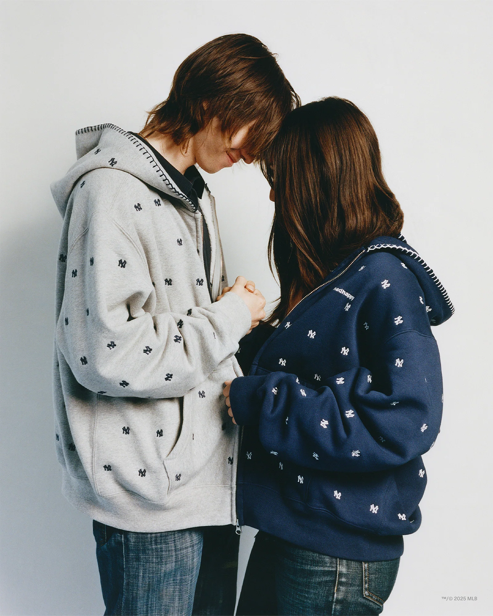 Yankees All Over Embroidered Fleece Zip Up - Image 4