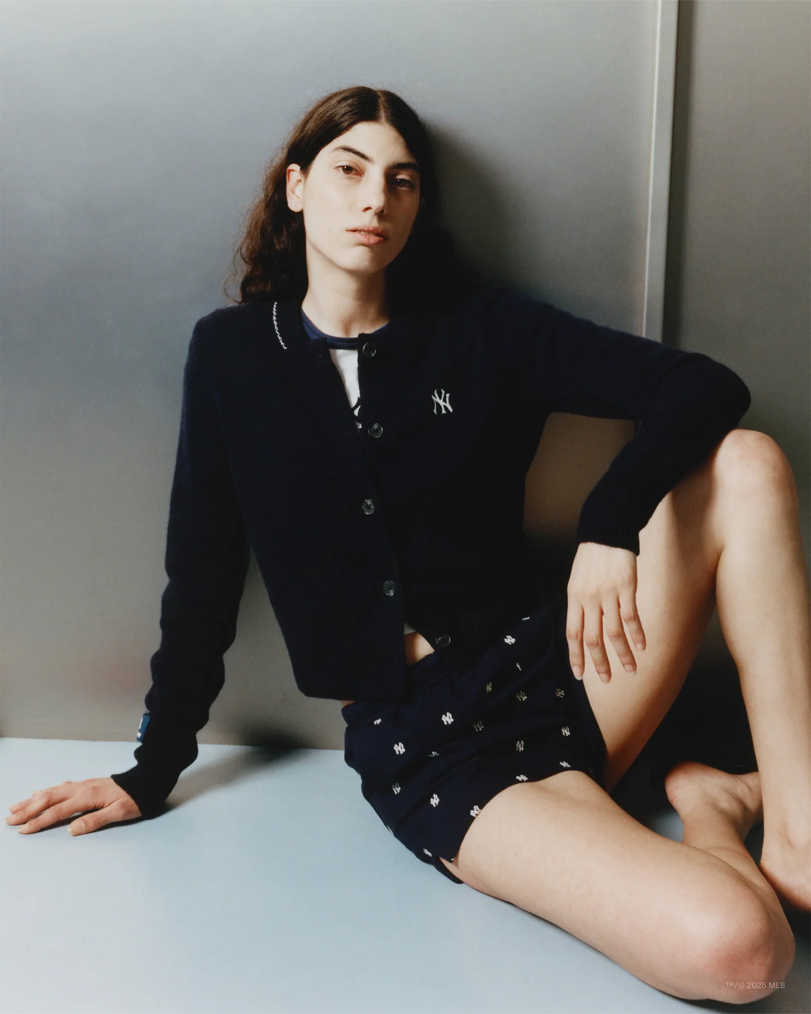 Yankees Crewneck Cardigan - Image 3